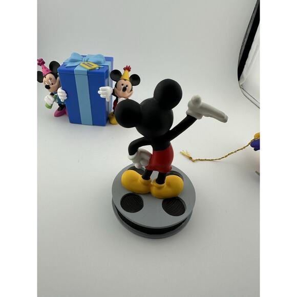 Assortment of Vintage Disney items Pop up box, Ornament, Figurine Mickey - Picture 9 of 12